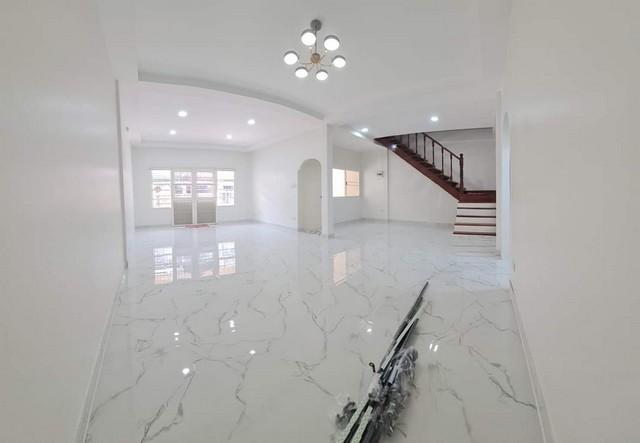 ให้เช่า ทาวเฮ้าส์2ชั้น21ตรว.อยู่รามคำแหง ใกล้เดอะพาซิโอ 4