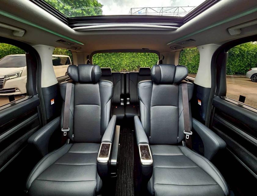 รหัสรถ PEAT532 🚙🚐TOYOTA ALPHARD​ SC  ปี​ 23แท้ จด 24 วิ่ง 50,000 km.  10