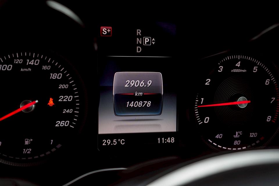 รหัสรถ CBL2127 🚘 Mercedes-Benz C180 Avantgarde หรูหราแต่เข้าถึงได้ง่าย 💫 16