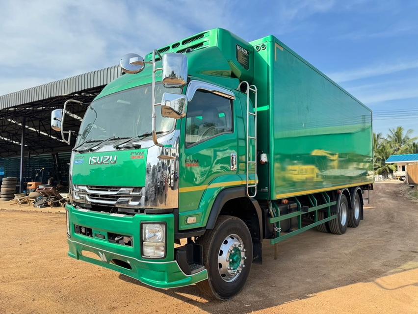 Isuzu FVM 300 สีเขียว ปี 2020 2