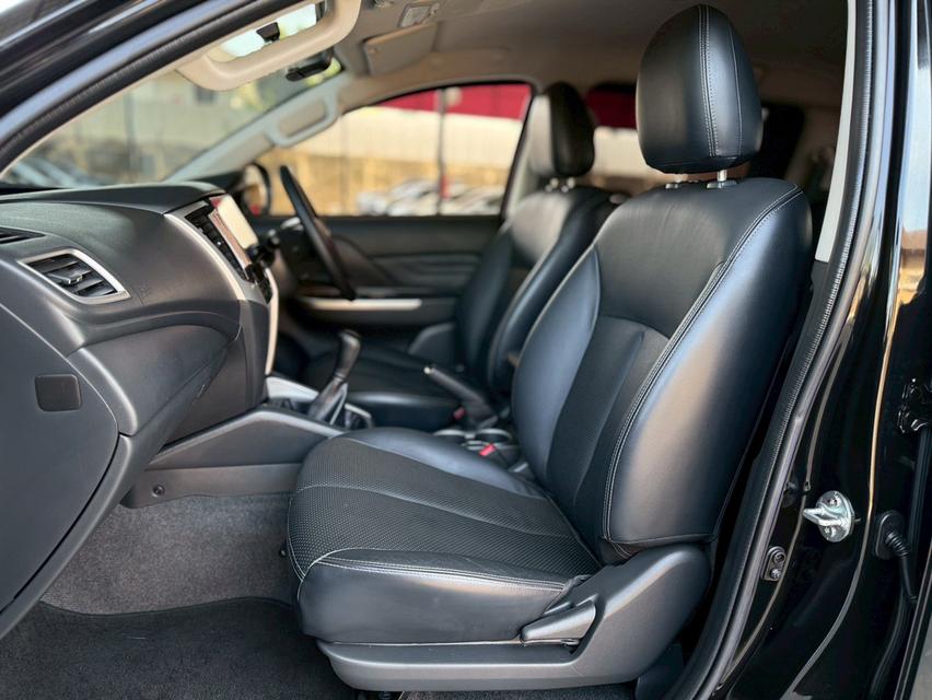 ปี 2019 MITSUBISHI TRITON, 2.4 GT มือเดียวป้ายแดง คู่มือบุ๊คเซอร์วิสครบ 7