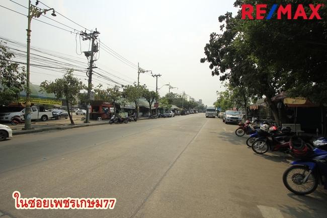 ที่ดินเพชรเกษม77แยก4-1 ที่ถมแล้วมีกำแพงล้อมรอบ แปลงมุมติดคลอง หน้าวัดระฆังพรหมรังสี 181ตารางวา เหมาะสร้างบ้าน สำนักงาน หอพัก 34,000/วา 11