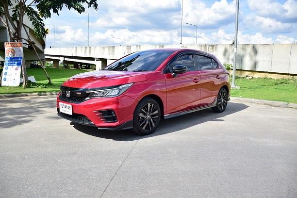 จ่ายแค่ 99 บาท ออกรถได้เลย HONDA CITY 1000 เทอร์โบ RS สปอรต์ 5ประตูท็อปออฟชั่นส์ ชุดแต่งรอบคัน มือเดียว  พร้อมใช้ โทร0957401229 ไอดีไลน์ UTBP 3