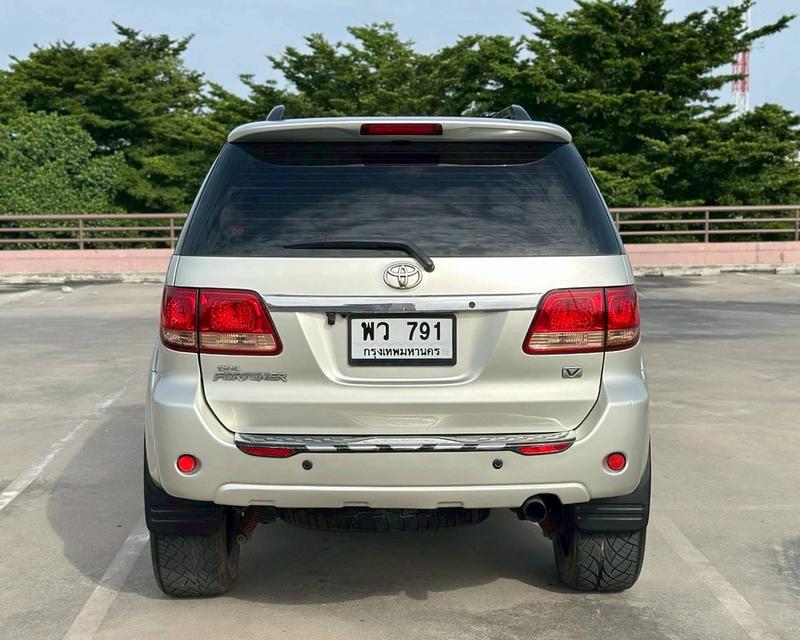 รหัสรถ QT791 Toyota Fortuner 3.0V เกียร์ Auto 4WD สีบรอนซ์ทอง ปี2005 7