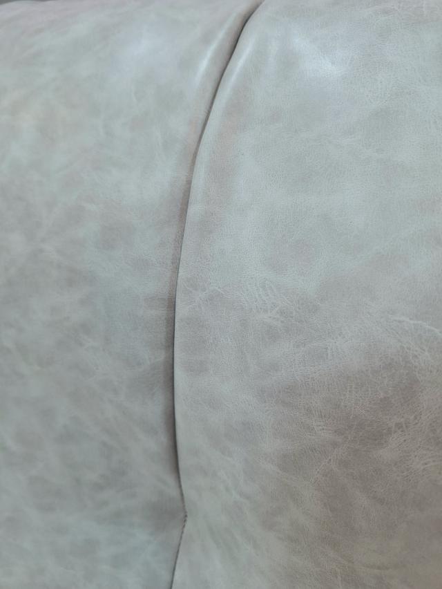 เตียง + ที่นอน ลดราคา 60% แถม FREE ชุดเครื่องนอน+ผ้านวม Lotus 6