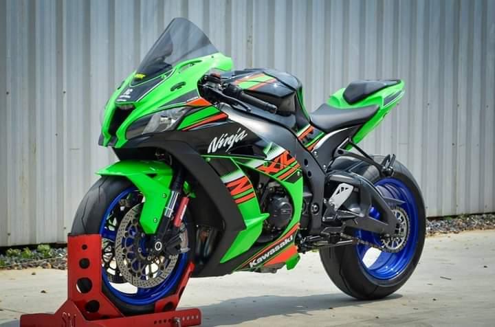 KAWASAKI ZX-6Rสีเขียวสด 2