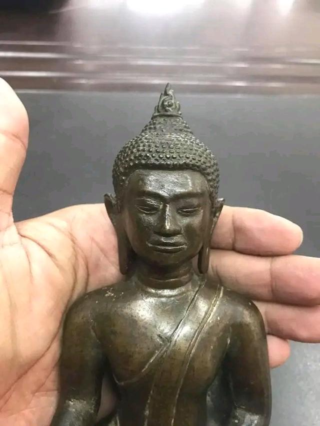 พระบูชาเก่าศิลปะสุโขทัย