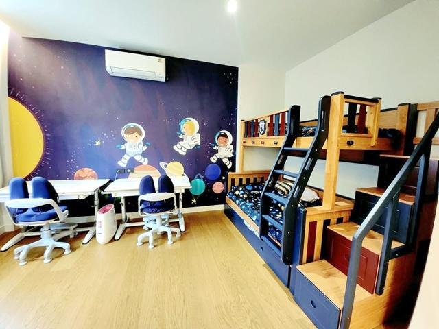 คฤหาสน์ บางนา กม7 5นอน เมกา บางนา 1.8 กม. สระว่ายน้ำส่วนตัว เฟอร์ฯ แอร์ ร่มรื่น โฮมออฟฟิศ 6 น้ำ ถ.บางนา-ตราด 7