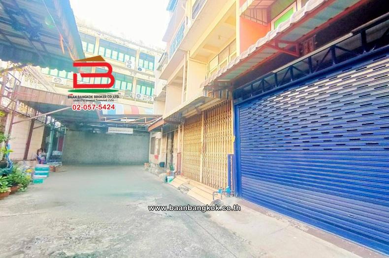 อาคารพาณิชย์ เนื้อที่ 16 ตร.ว. แยกคอกวัว ศาลเจ้าพ่อเสือ, ใกล้ศาลเจ้าพ่อเสือ ถนนราชดำเนินกลาง แขวงศาลเจ้าพ่อเสือ เขตพระนคร 3