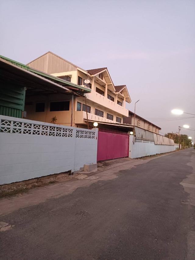 บ้านพร้อมโรงงาน พื้นที่ 2 ไร่ ย้านคลอง10 ลำลูกกา 13