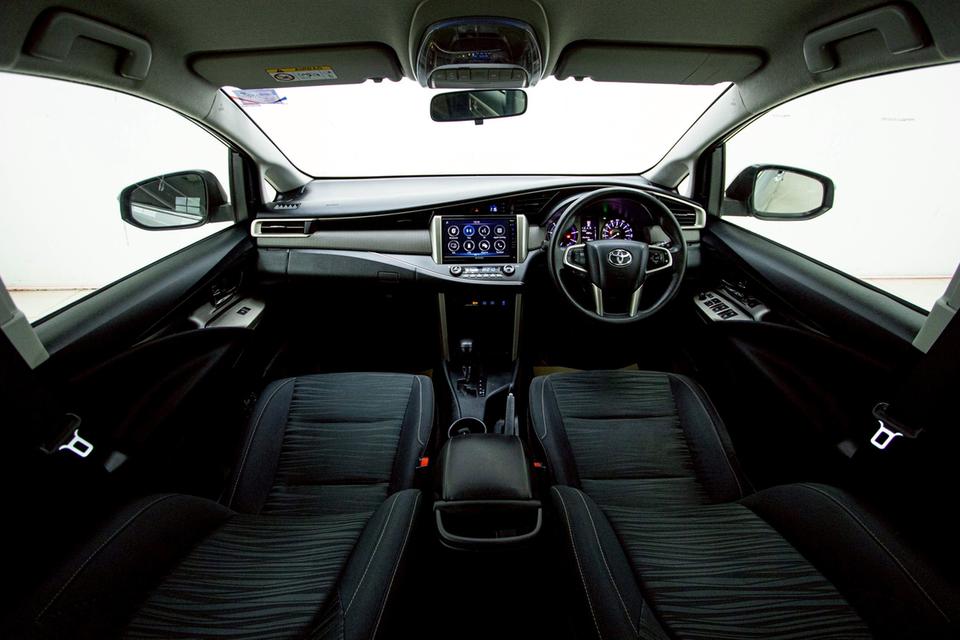 ✨ TOYOTA INNOVA 2.8 CRYSTA AT ปี 2021 ตัวท็อป Crysta รูปที่ 15