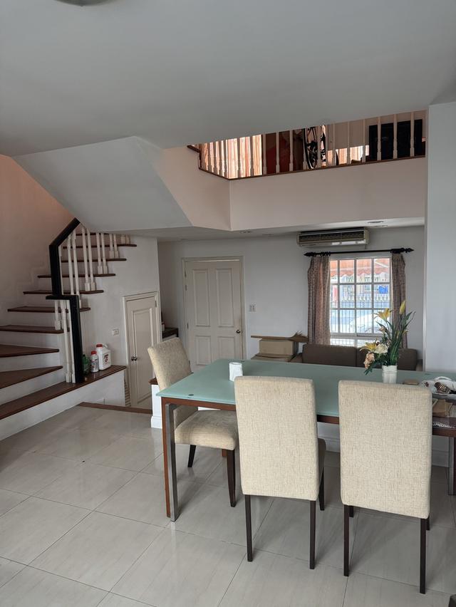 ให้เช่าทาวน์โฮม3ชั้น ลาดพร้าว71 ใกล้ รร.สตรีวิทยา2 5