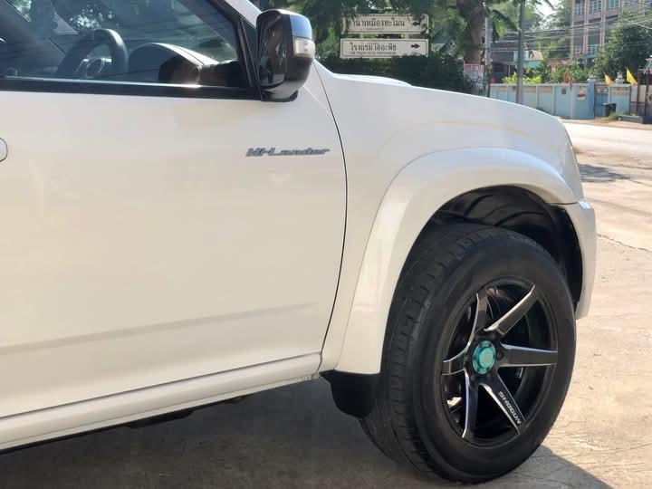 Isuzu D-Max  สีขาว 8