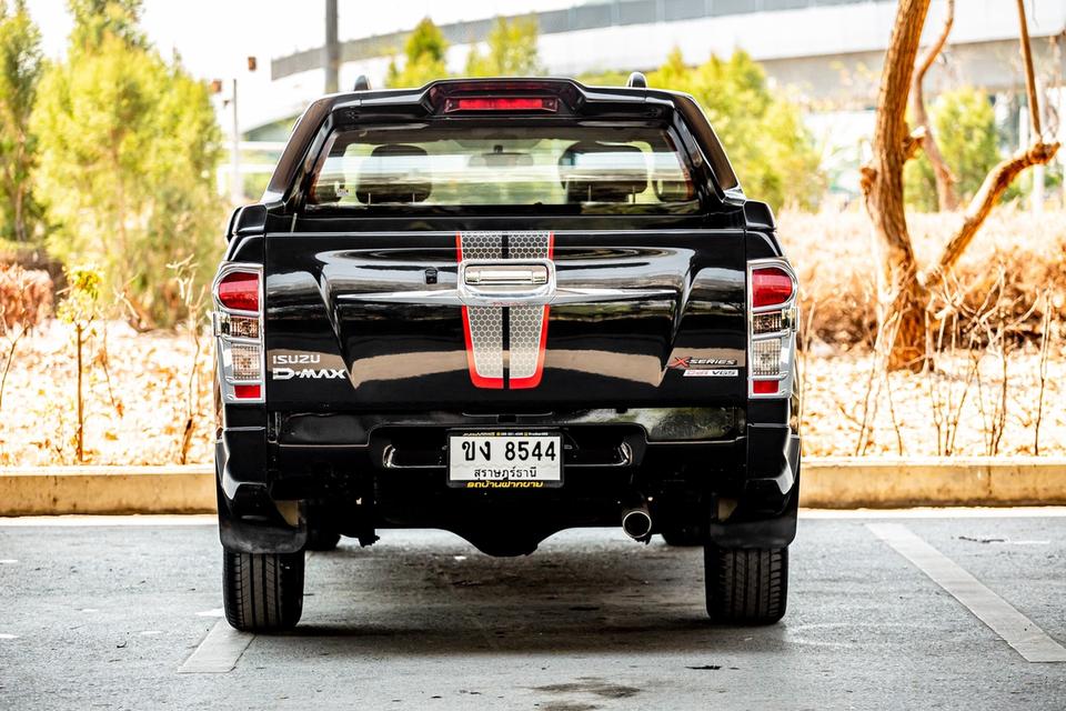 Isuzu Hi-lander Double Cab 2.5 X-Series สีดำ เกียร์ MT ปี 2013  7