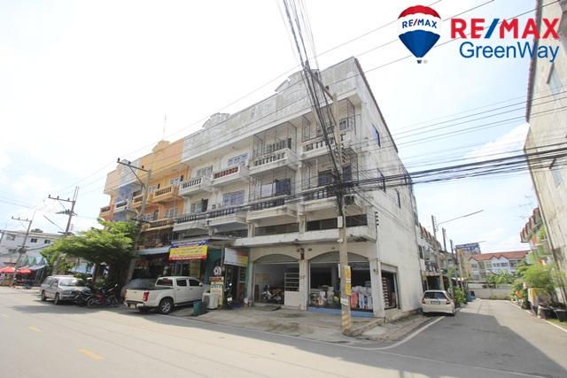 อาคารพาณิชย์สิวารัตน์3 เพชรเกษมพุทธมณฑลสาย5 หน้าโครงการ ถนนเมน ค้าขาย ทำออฟฟิศได้ 2ห้องมุม 4ชั้น ต่อเติมแล้ว 3