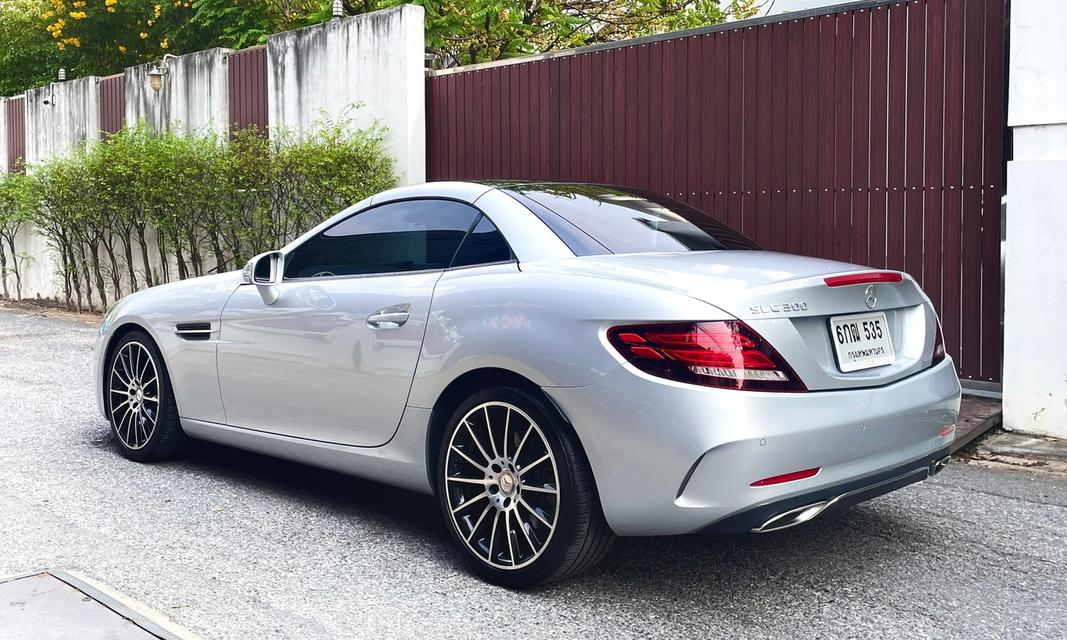 Mercedes-Benz SLC300 ปี 2017 8