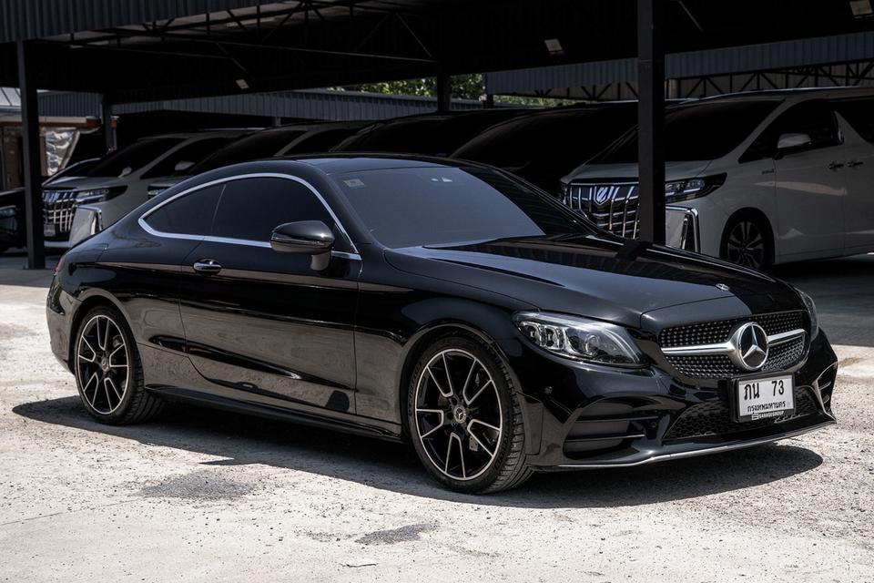 (แจ้งรหัสรถ 67GG8277) Benz C200 Coupe AMG ปี 2019 facelift แท้ๆ