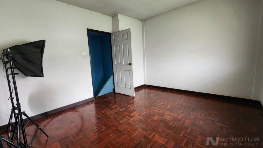 Listing No. 68040558 : ทาวน์โฮม 3 ชั้น เล่นระดับ 4 ห้องนอน บนที่ดินขนาด 26 ตร.ว. หมู่บ้านมโนรมย์ 4 เลี่ยบคลองสอง คลองสามวา กรุงเทพฯ 20