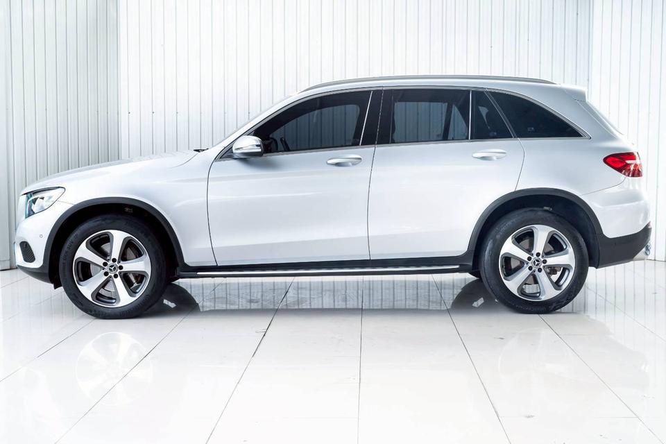 BENZ GLC-CLASS 250d 4MATIC Off-Road ปี 2018 สีเทา โฉม W253 ปี14-24 รูปที่ 8