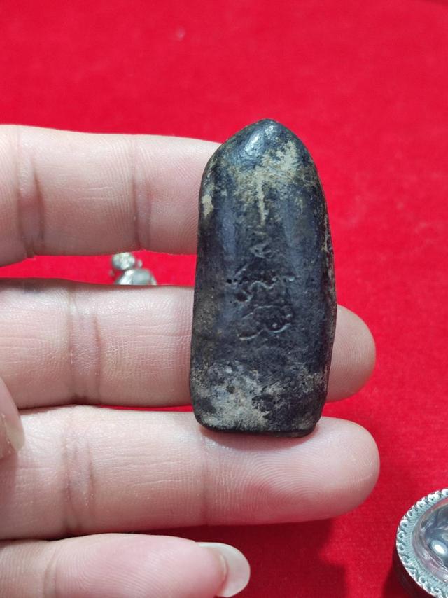 พระลีลาขาไขว้ หลวงปู่บุญ ขันธโชติ รูปย่อยที่ 2