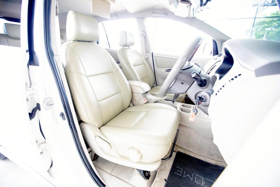 Toyota INNOVA 2.0G AT ปี 2011 สีขาว 12