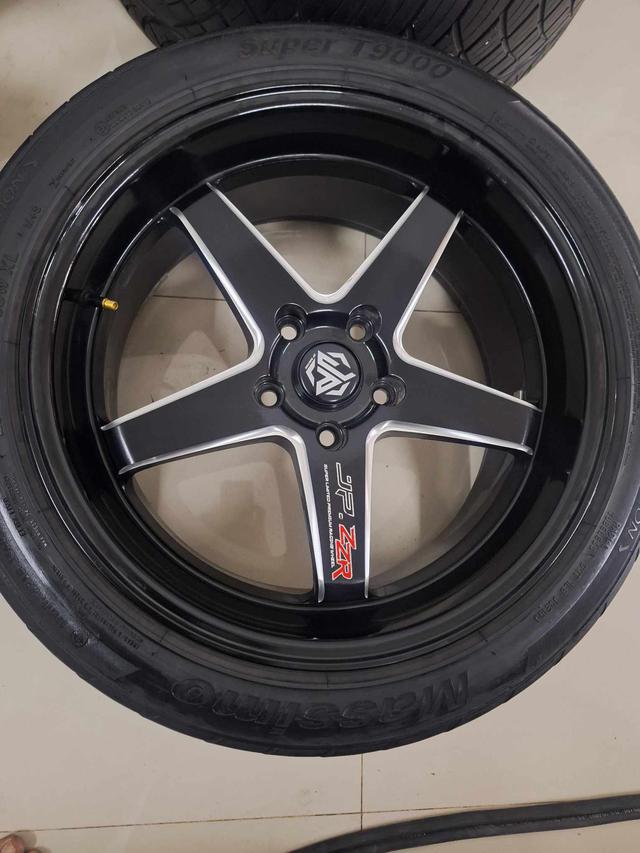 แม็คเวลJp18'กว้าง8.5ไม่ซ้อมไม่ดุ้ง พร้อมยาง235/45 275/40R18ปี21/18แม็คใส่ได้ไม่ถึงอาทิตย์ขาย12900บาท 3