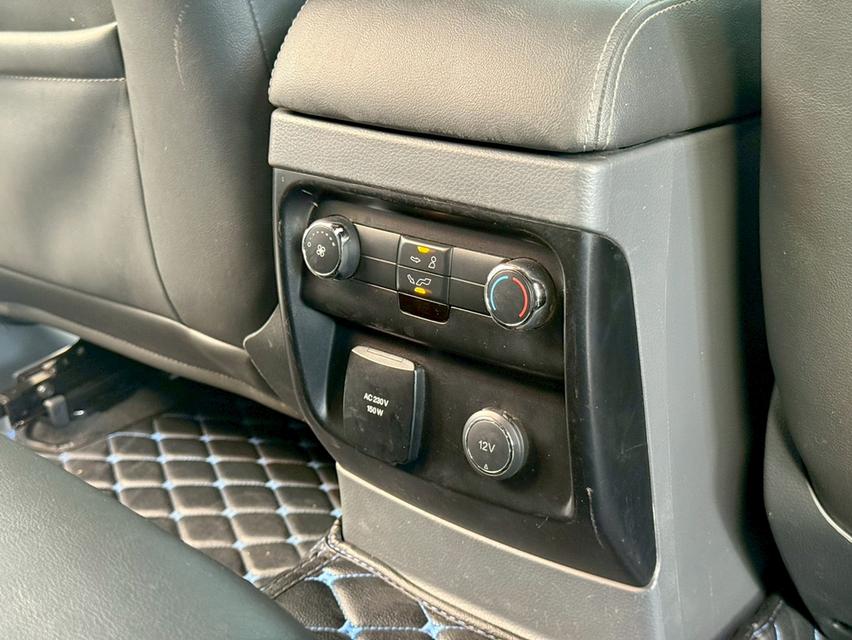 FORD EVEREST 3.2 Titanium+ 4WD ปี 2017 จด 2019 15