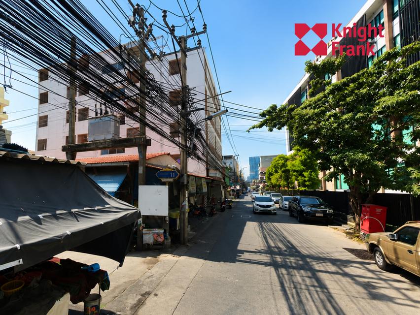 ขายอพาร์ทเม้นท์ 5 ชั้น 50 ห้อง ซอยเปรมฤทัย ตรงข้ามโรงเรียนนานาชาติ ราฟเฟิลส์อเมริกัน สมุทรปราการ 2