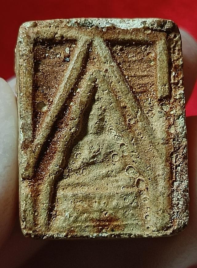 พระผงของขวัญหลวงพ่อสด