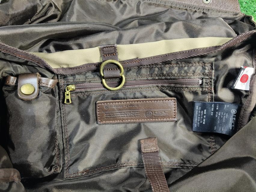 Master Piece Sling Messenger Bag รูปที่ 10