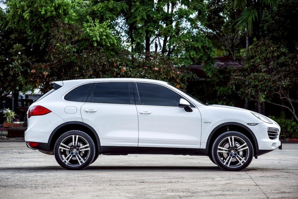 รหัสรถ CBL6188 Porsche CAYENNE 3.0 S Hybrid 4WD AT 2011 รูปที่ 5