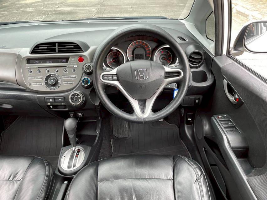 HONDA JAZZ 1.5 SV โฉมGE ปี 2009 8