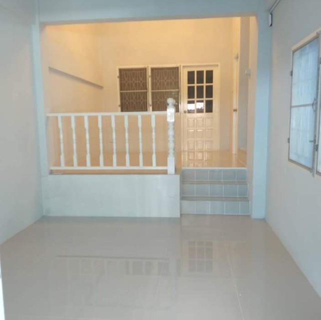 หมู่บ้านแพรมาพร คลอง 11