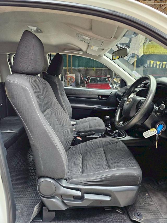 TOYOTA HILUX REVO 2.4 SMARTCAB ENTRY Z-EDITION ปี 21 MT 7