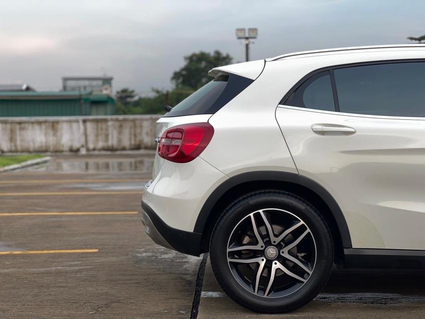 Mercedes-Benz GLA200 1.6 Urban Pre-Facelift (W156) 2014 จด 2015 รหัส NCT2468 15