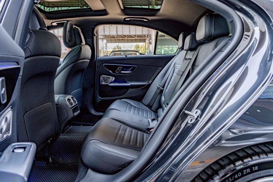 รหัสรถ NP9689 📌BENZ C350e AMG DYNAMIC ปีรถ : 2023 รูปที่ 16