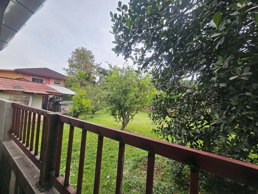 บ้านสันผีเสื้ออำเภอเมืองเชียงใหม่ ในโครงการรุ่งเรืองเลควิว 18