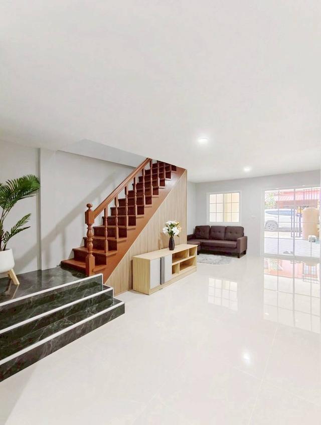 หมู่บ้านศิริวรรณ1 10