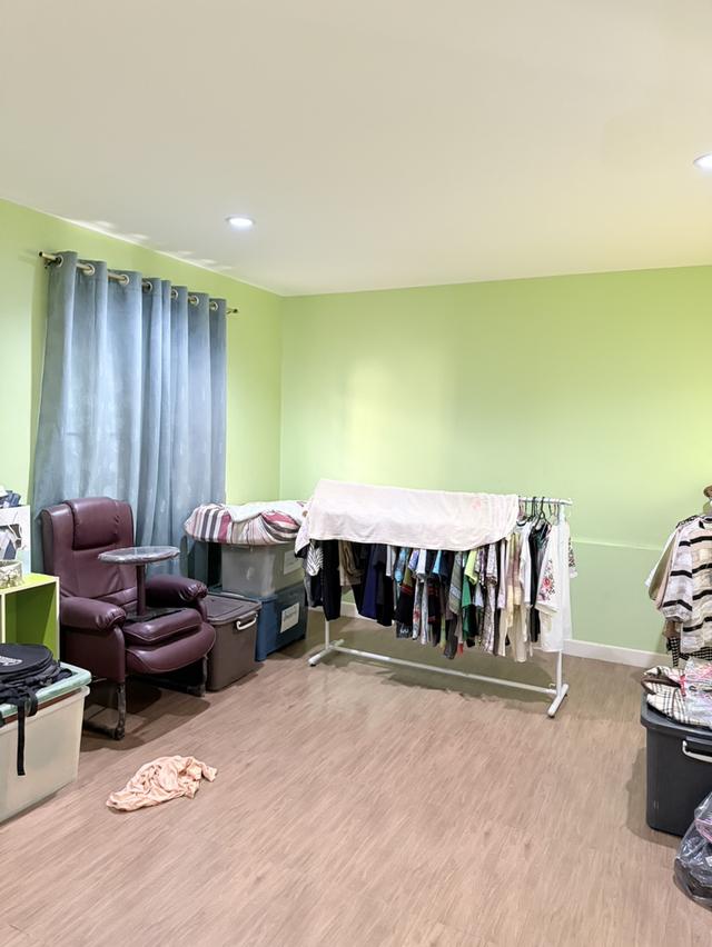 บ้านเดี่ยว 4 ห้องนอน 2 ห้องน้ำ  ราคาขาย 3.8 ลบ. ราคาพิเศษ 2.8 ลบ. 6