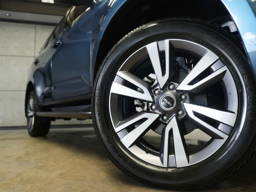 2023 Isuzu MU-X 3.0 (ปี 20-26) Ultimate 4WD SUV AT รูปที่ 5