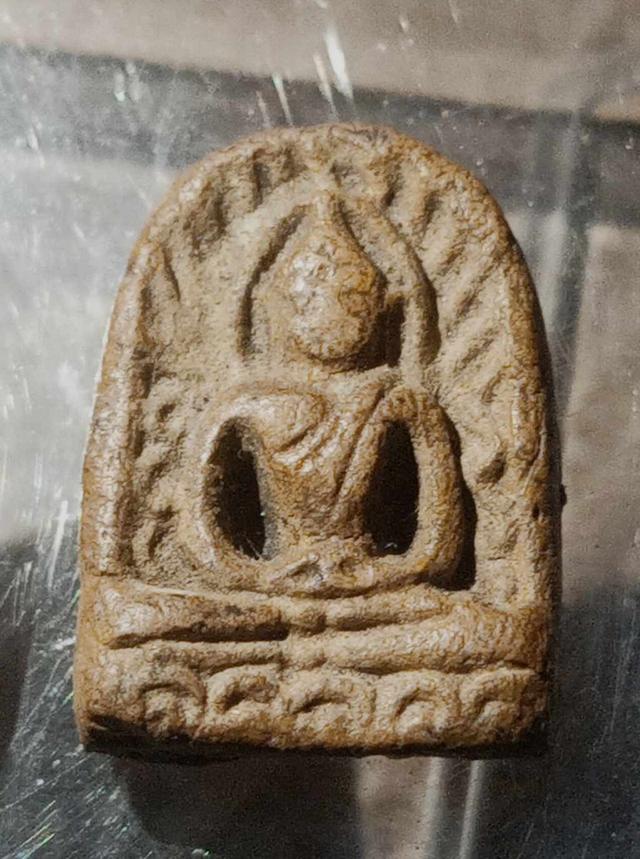 พระซุ้มกอพิมพ์ใหญ่ 6
