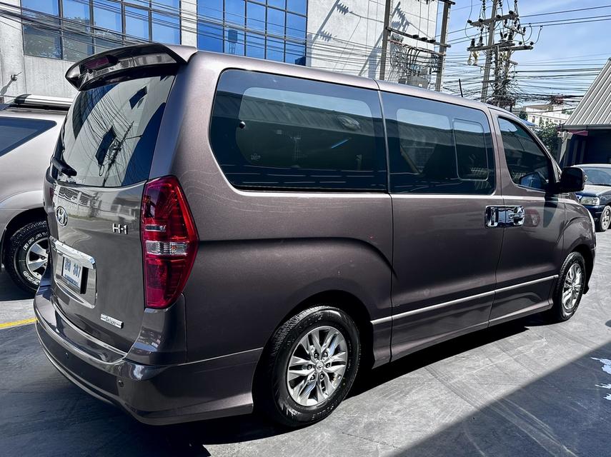 ็Hyundai H1 Deluxe 2014 รูปที่ 4