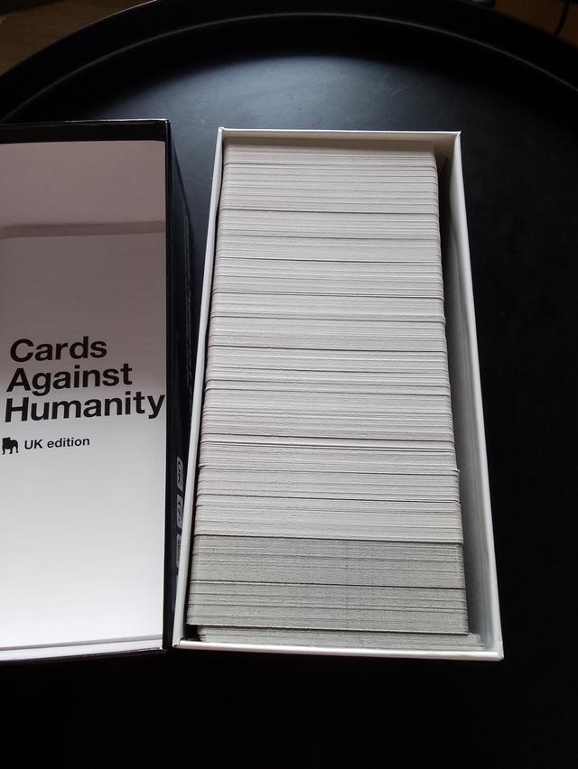 เกมส์ไพ่ Cards Against Humanity