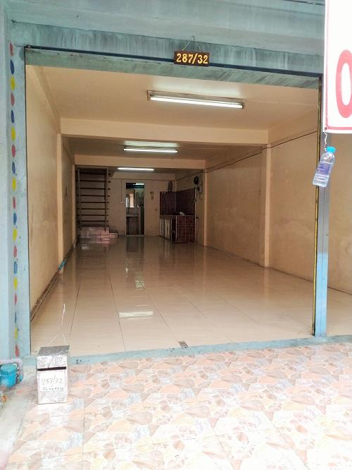 ขาย ให้เช่า อาคารพาณิชย์ ทำเลดี ทำเลค้าขาย 2 ชั้นครึ่ง มีดาดฟ้า ขายตึกแถว ติดถนนใหญ่ ติดถนนสุขสวัสดิ์ ติดโรงงาน ราคาถูก ต่อรองได้ ขายด่วน สมุทรปราการ 2