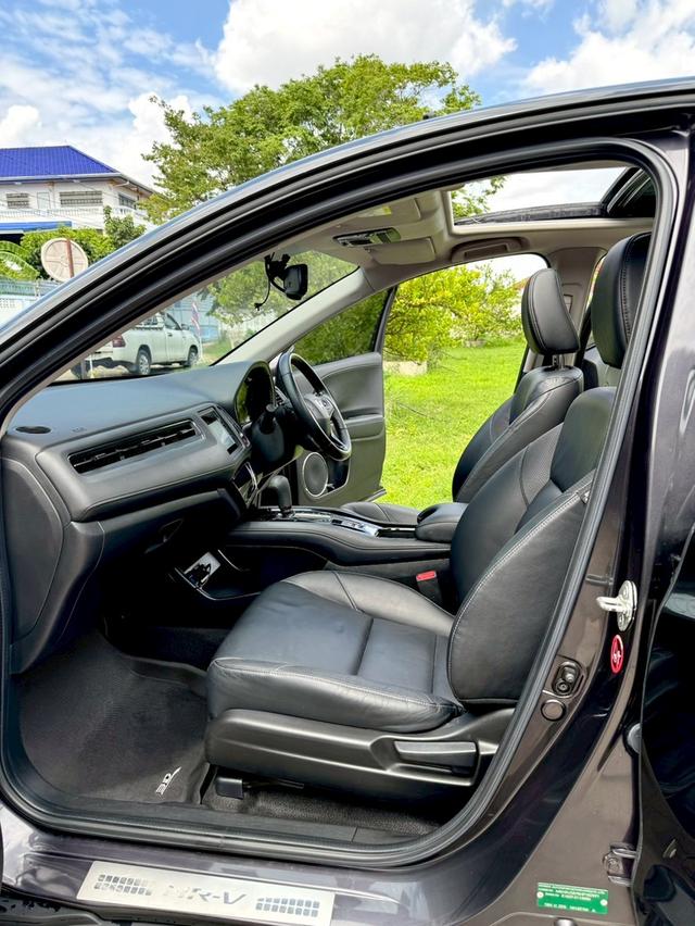 HRV 1.8EL SUNROOF ปี2018 รถบ้าน สภาพสวย เข้าศูนย์ทุกระยะ บุ้คเซอร์วิสครบ 16