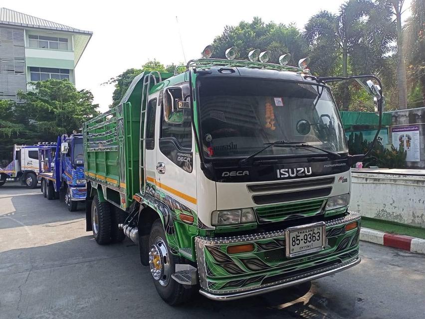 ขายด่วน Isuzu Deca ปี 2010  2