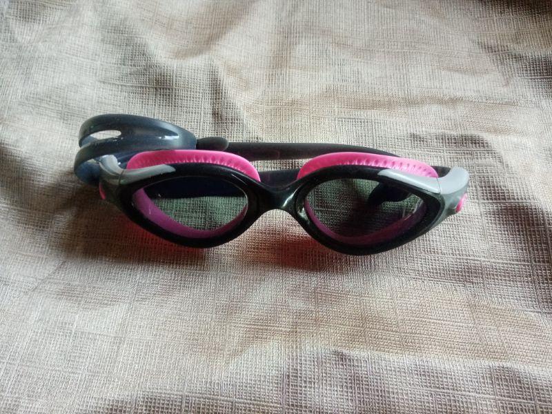 แว่นตา​ว่ายน้ำดำน้ำspeedo 4