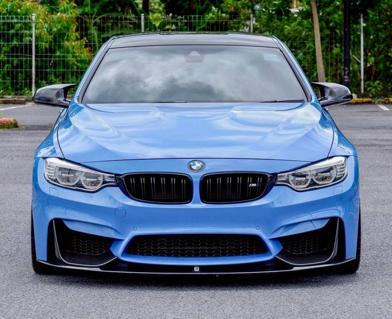 รหัสรถ PR4 BMW F82 M4 Coupe Yas Marina Blue ปี 2015 3