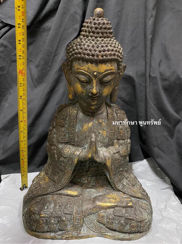 พระพุทธรูปสัมฤทธิ์เก่ามีอายุ