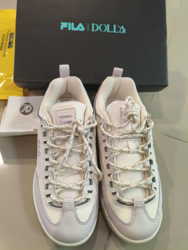 FILA ของแท้💯SIZE38 (unisex) มือสองสภาพดี ใส่ครั้งเดียว